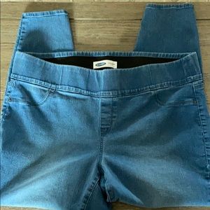 Old Navy super skinny mid rise size 22plus